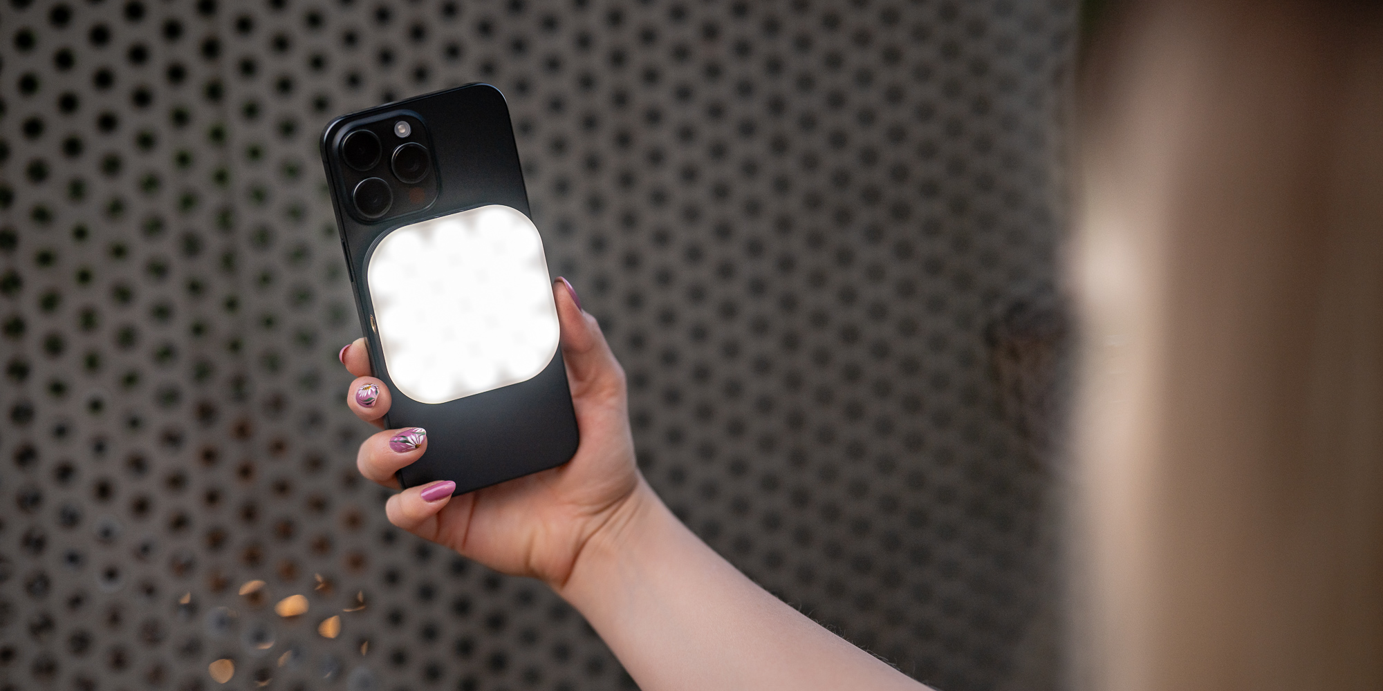 LED-lampa Newell Sunny do smartfona